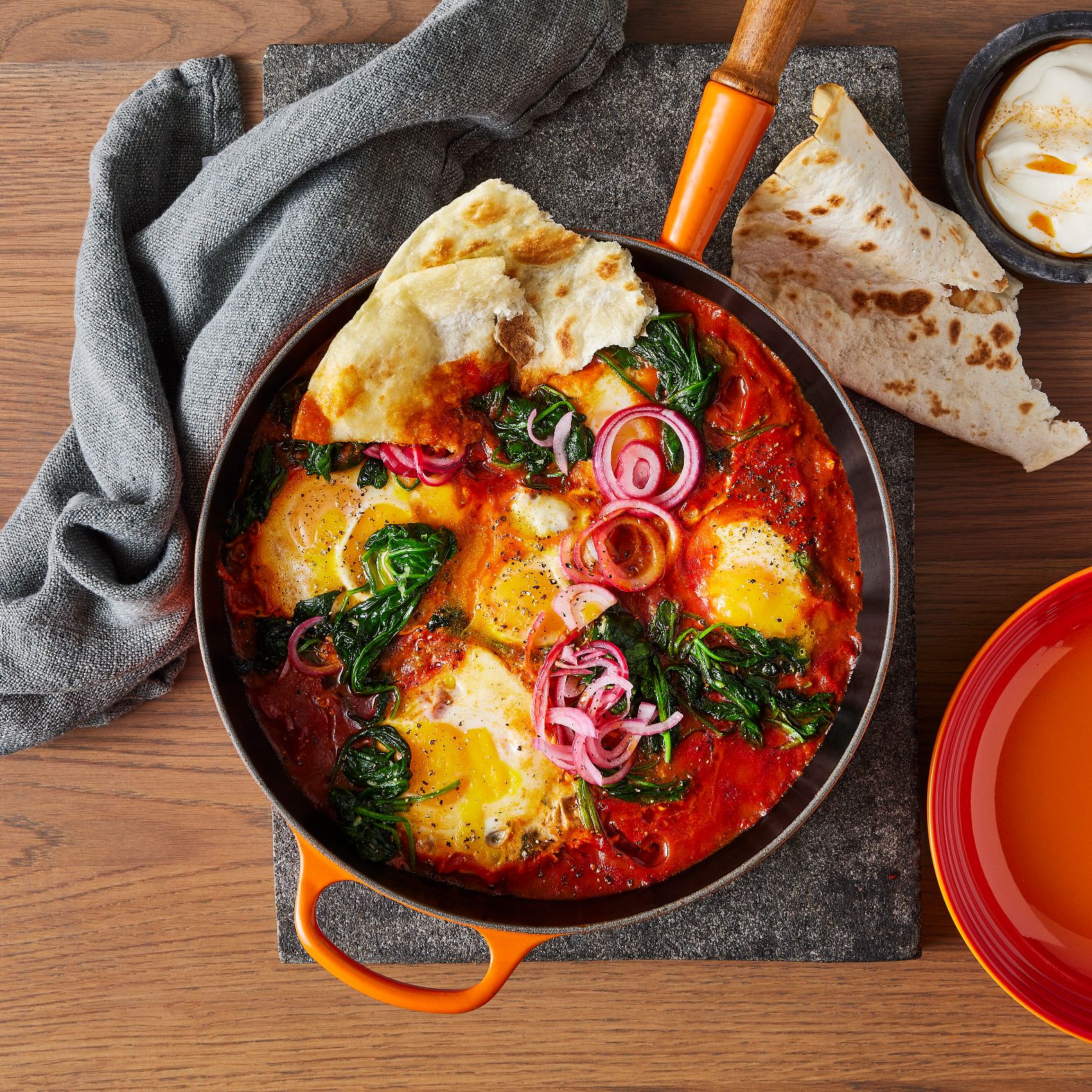 Le Creuset-Le Creuset Signature Cast Iron 28cm Frying Pan Volcanic